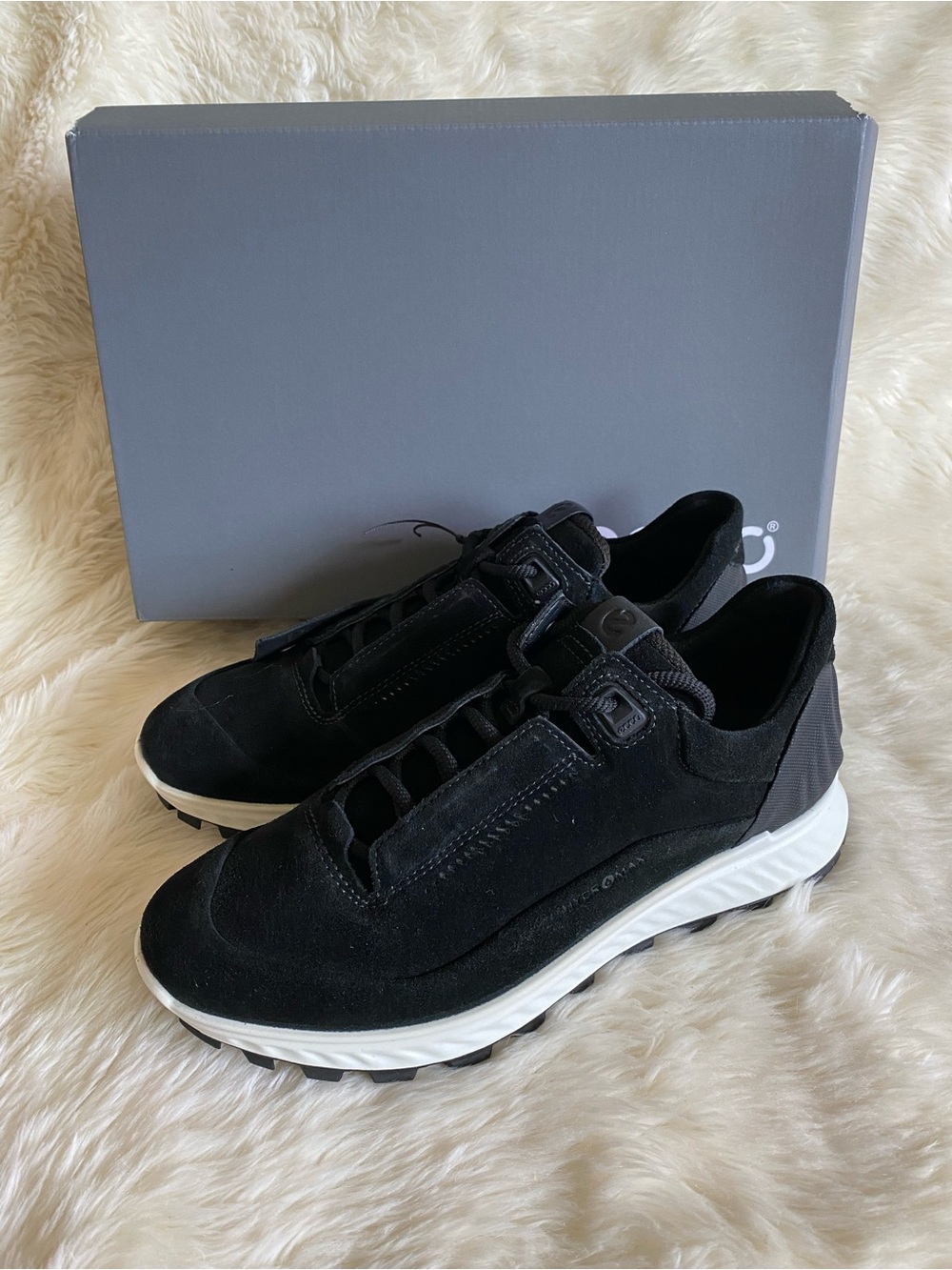 NIB! Ecco 832973 Exostrike Women's Sneaker In Black Nubuck Size US6-6.5/ EU37